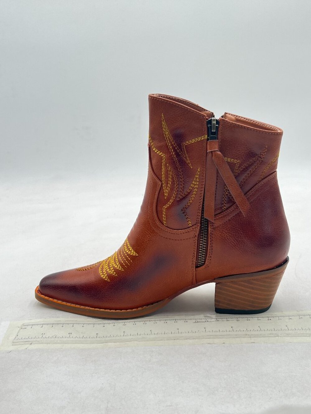 Brown Ankle Cowboy Boots for Women Embroidered Short Cowgirl Boots with Low Heel